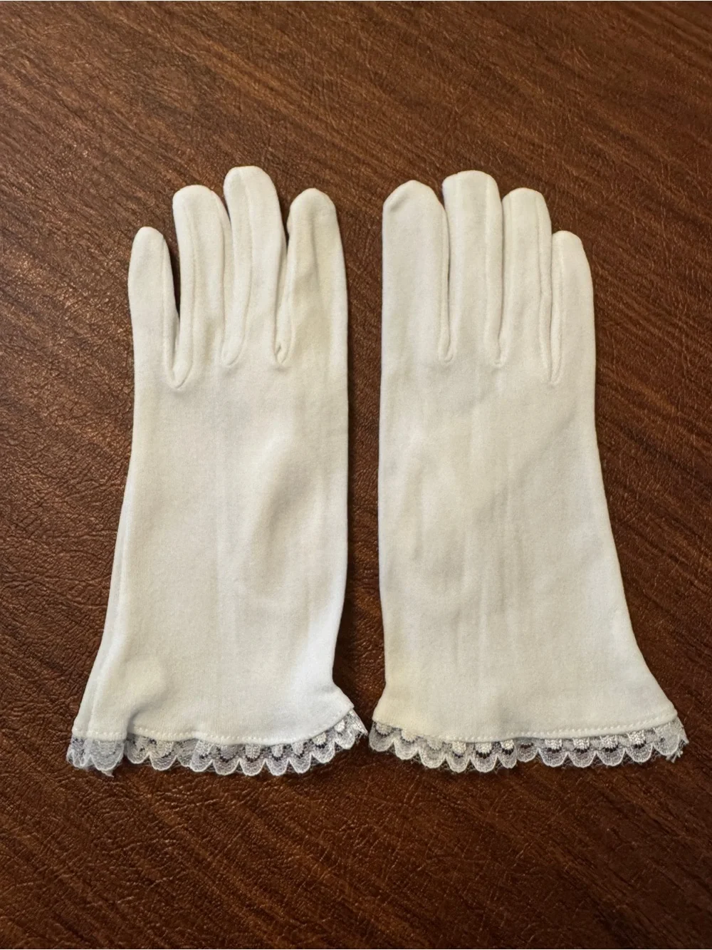 3 pairs girls White stretchy nylon with Trim Gloves - size 13-15